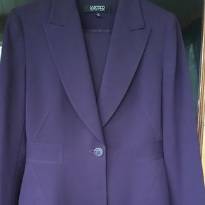 EUC Kasper Pant suit in a brilliant Purple